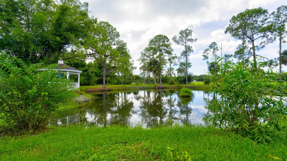 1616 E ROAD Loxahatchee, FL 33470