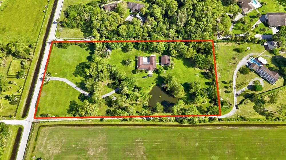 1616 E ROAD Loxahatchee, FL 33470
