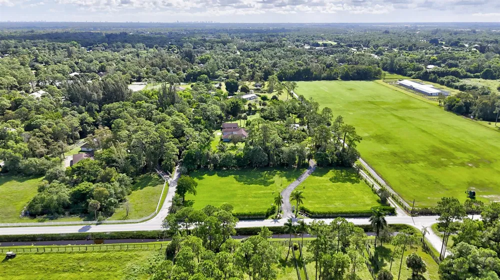1616 E ROAD Loxahatchee, FL 33470