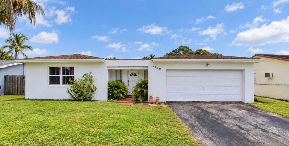 2190 NW 94TH WAY Sunrise, FL 33322
