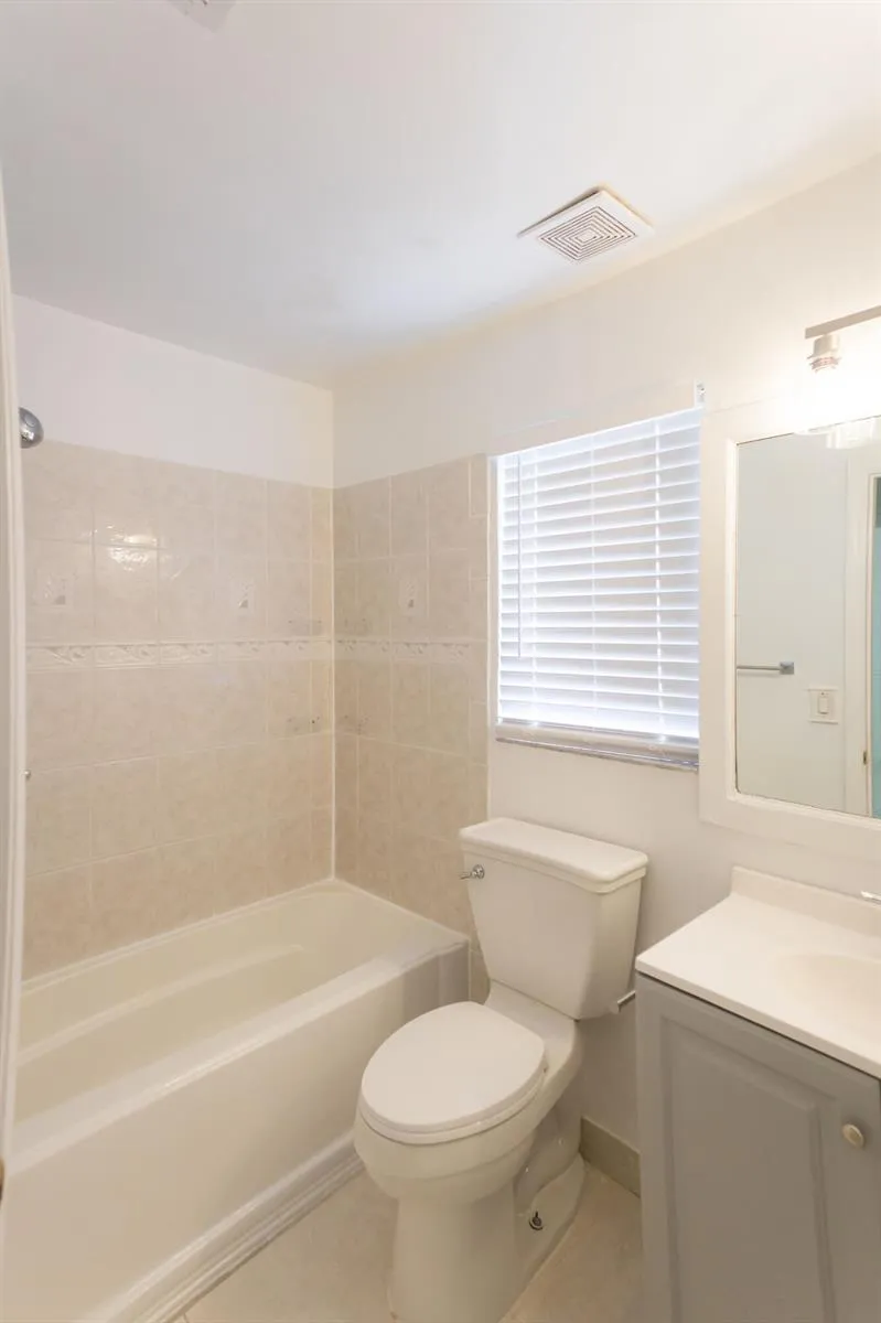 6788 Las Colinas Street Lake Worth, FL 33463