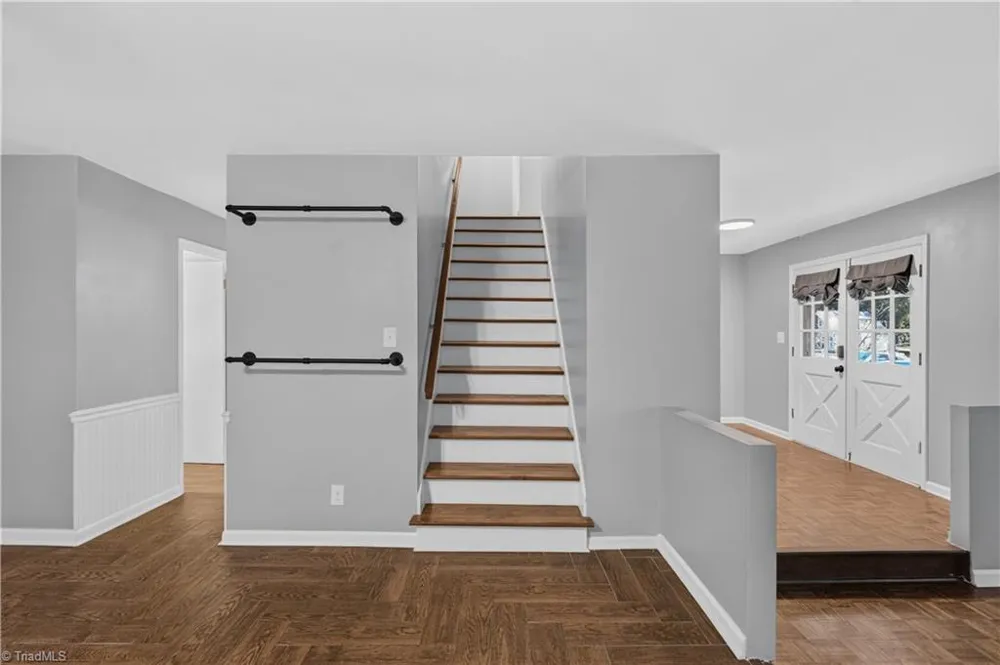 3936 Creekview Drive Trinity, NC 27370