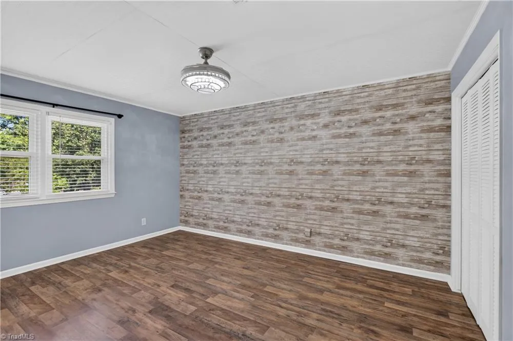 3936 Creekview Drive Trinity, NC 27370