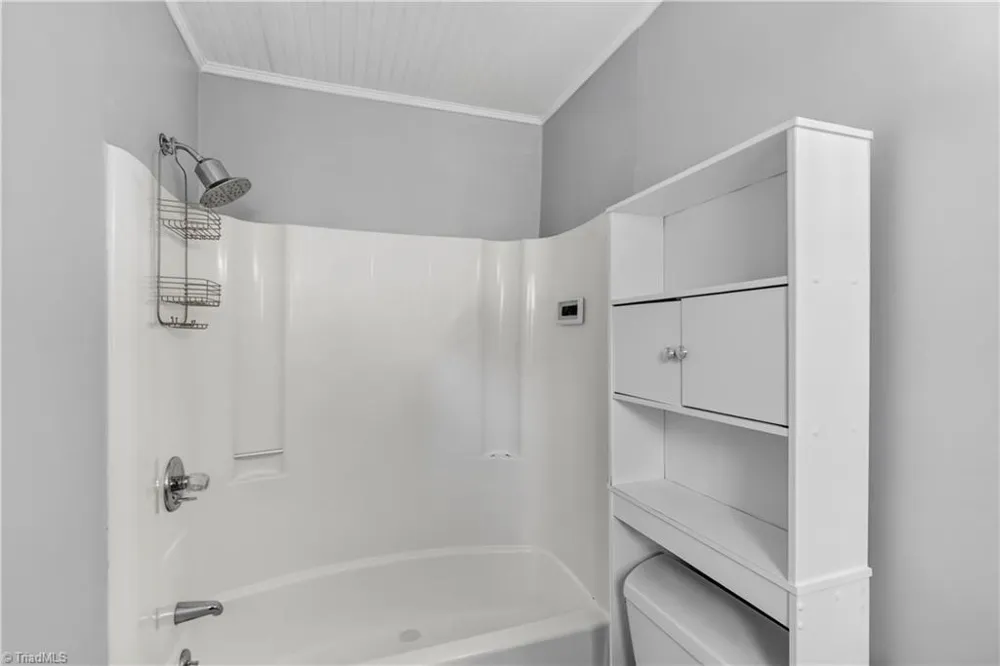 3936 Creekview Drive Trinity, NC 27370