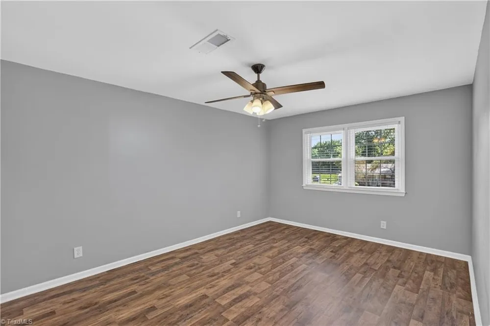 3936 Creekview Drive Trinity, NC 27370
