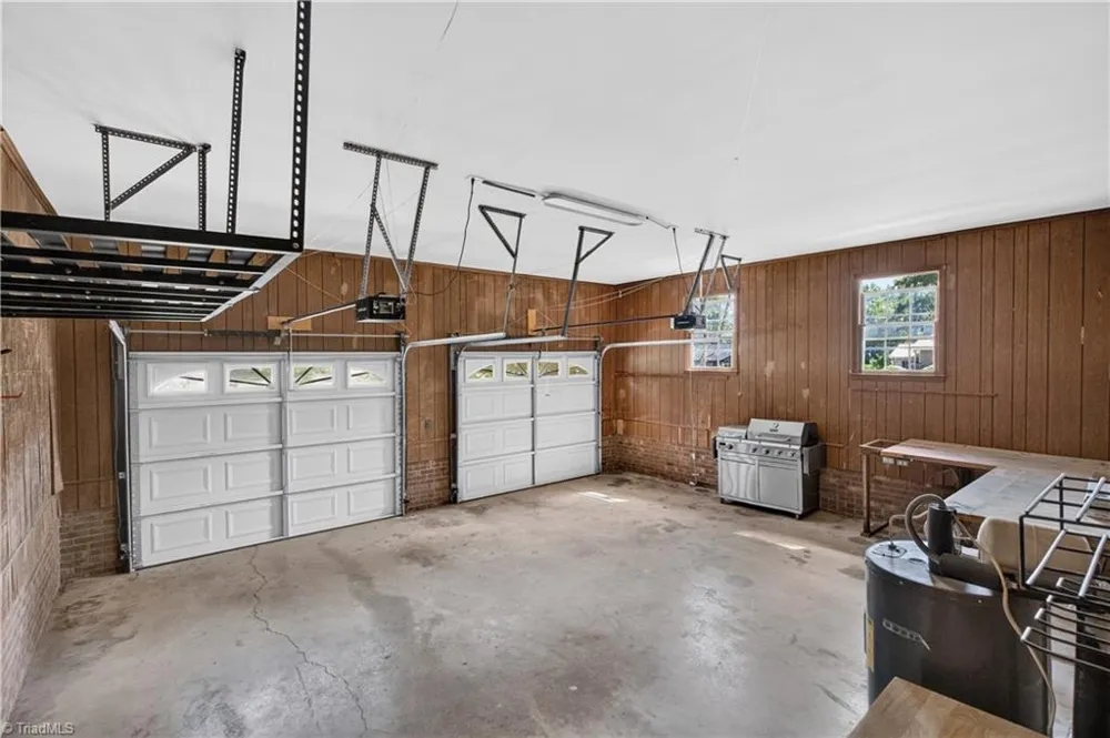 3936 Creekview Drive Trinity, NC 27370