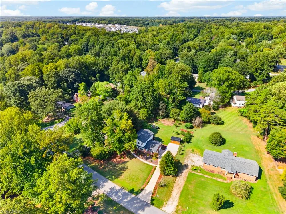 3936 Creekview Drive Trinity, NC 27370