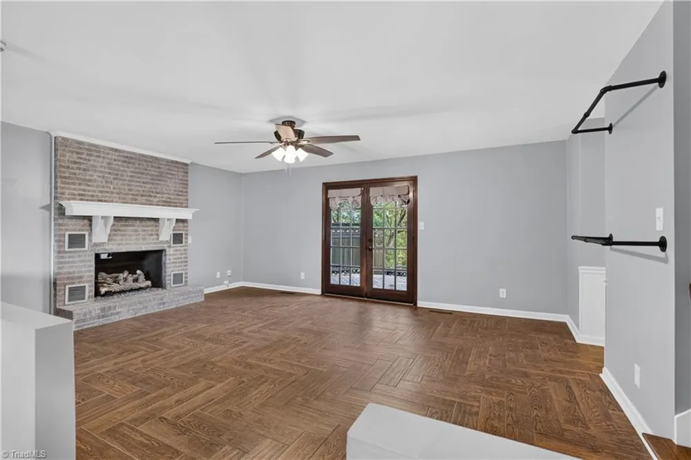 3936 Creekview Drive Trinity, NC 27370