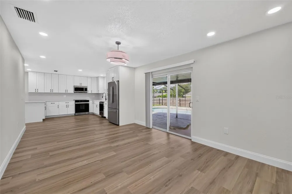 6029 CHRISTINA DRIVE E Lakeland, FL 33813