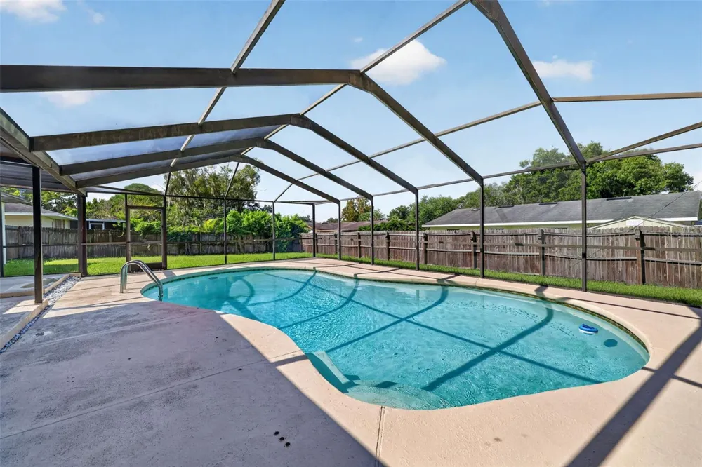 6029 CHRISTINA DRIVE E Lakeland, FL 33813