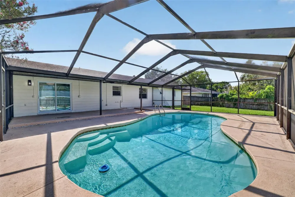6029 CHRISTINA DRIVE E Lakeland, FL 33813