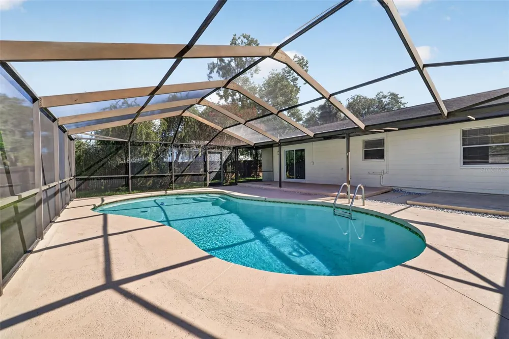 6029 CHRISTINA DRIVE E Lakeland, FL 33813