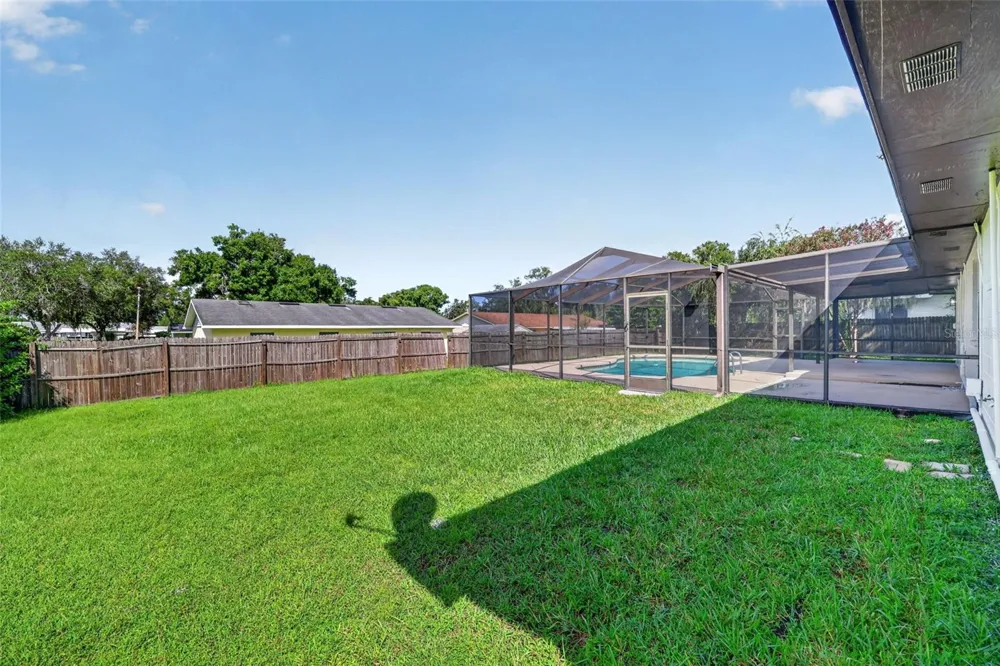 6029 CHRISTINA DRIVE E Lakeland, FL 33813