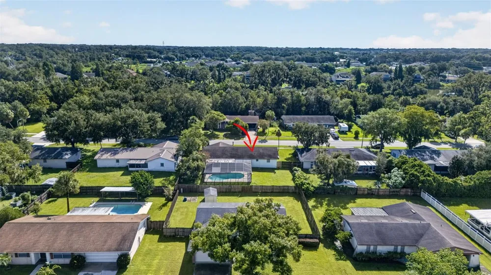 6029 CHRISTINA DRIVE E Lakeland, FL 33813