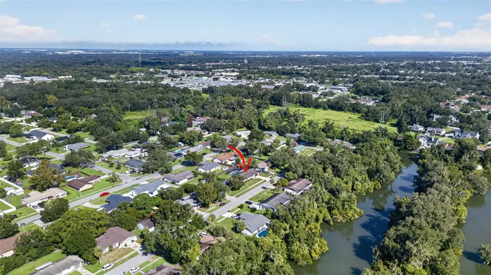 6029 CHRISTINA DRIVE E Lakeland, FL 33813