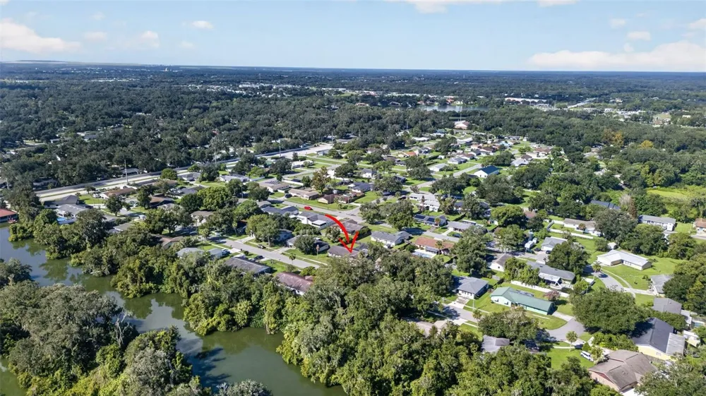 6029 CHRISTINA DRIVE E Lakeland, FL 33813