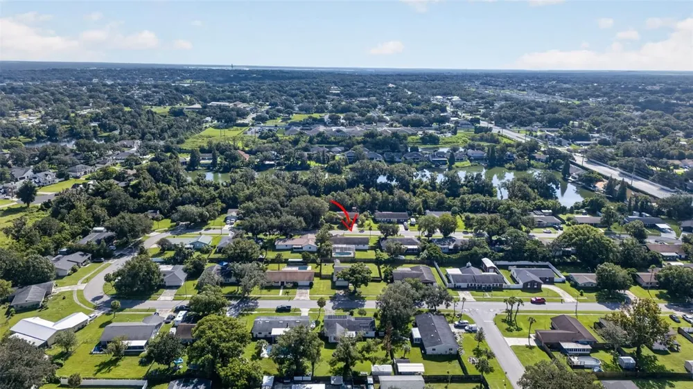 6029 CHRISTINA DRIVE E Lakeland, FL 33813