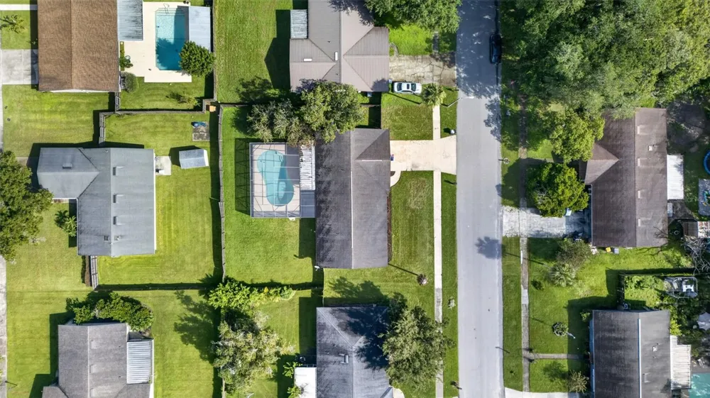 6029 CHRISTINA DRIVE E Lakeland, FL 33813