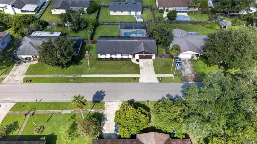 6029 CHRISTINA DRIVE E Lakeland, FL 33813