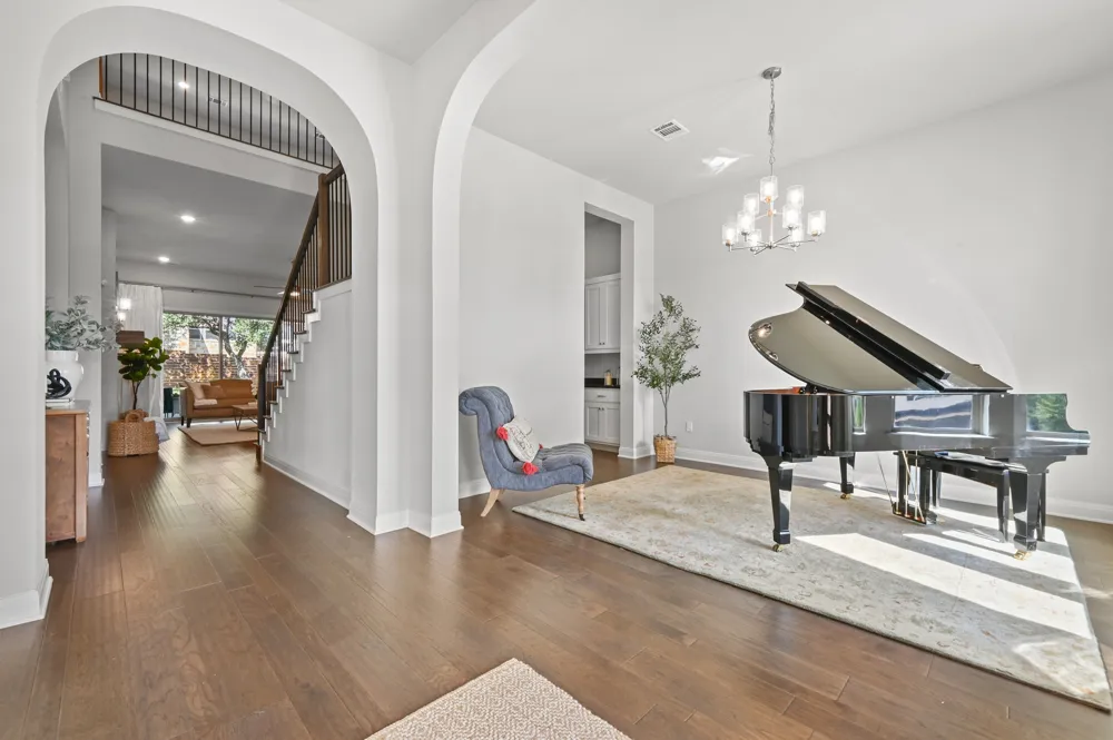 7508 Colibri Drive Austin, TX 78738
