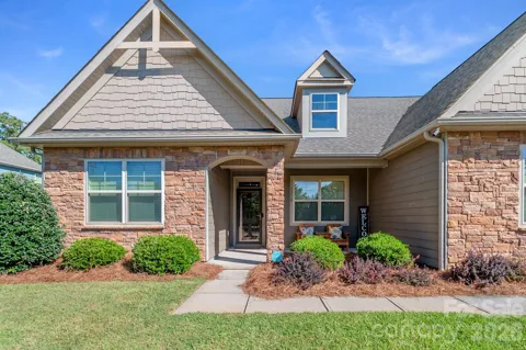 1310 Robinson Oaks Drive