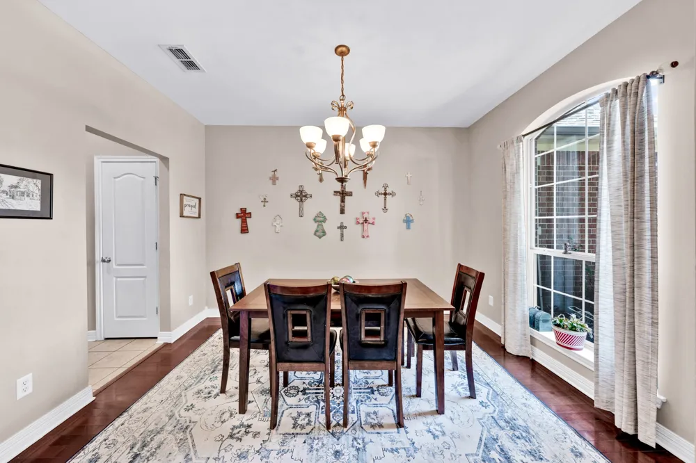 3808 Clarkway Place Longview, TX 75605