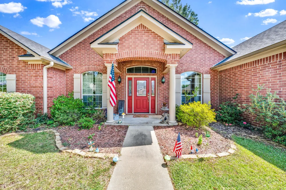 3808 Clarkway Place Longview, TX 75605