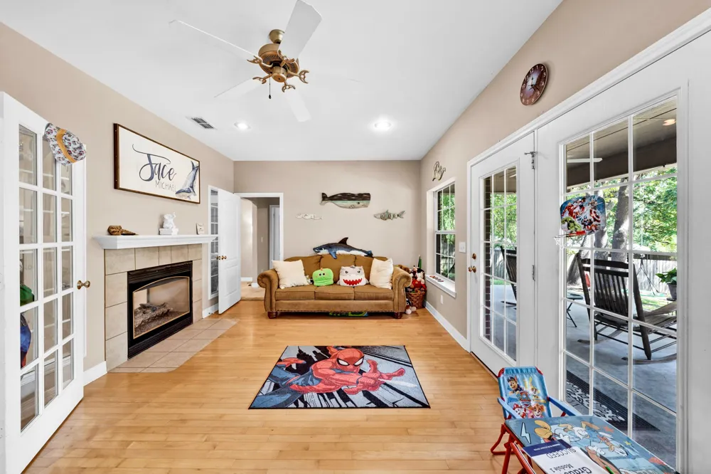 3808 Clarkway Place Longview, TX 75605