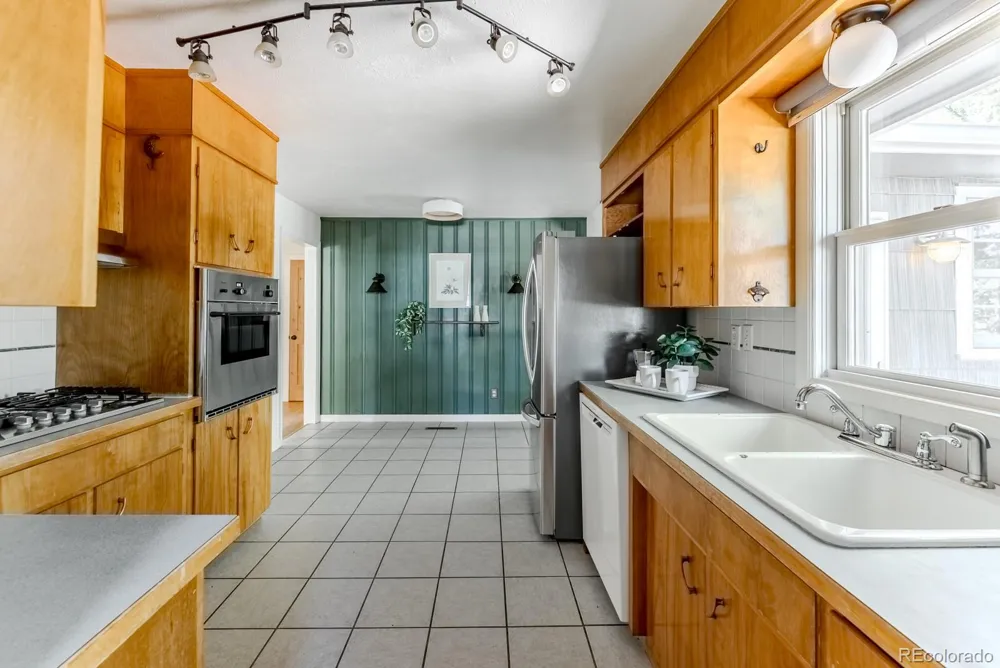 601 S Longmont Avenue Lafayette, CO 80026