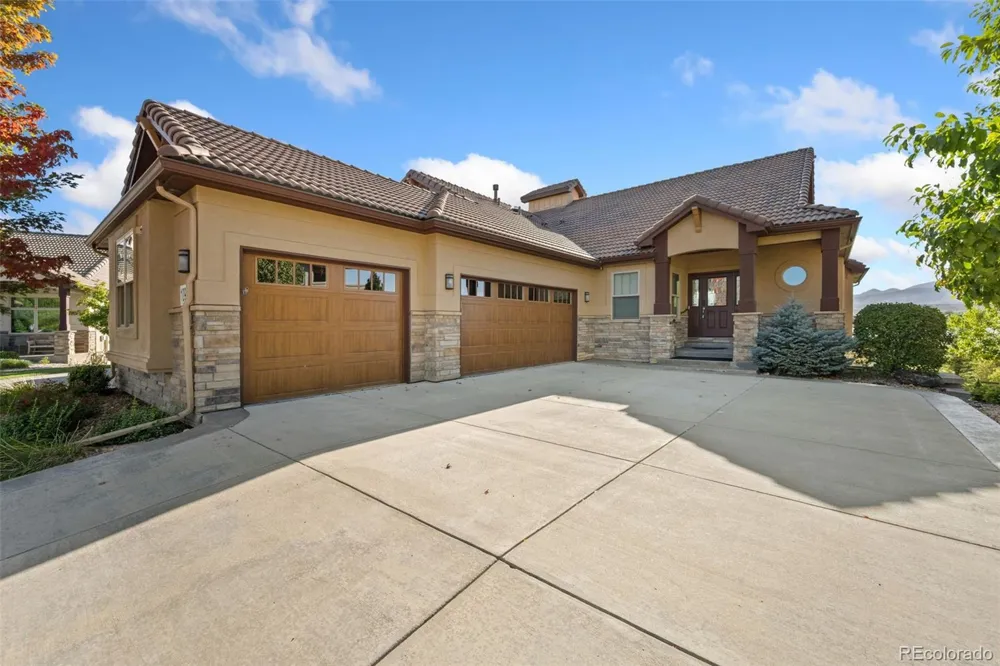 109 Scenic Court Loveland, CO 80537