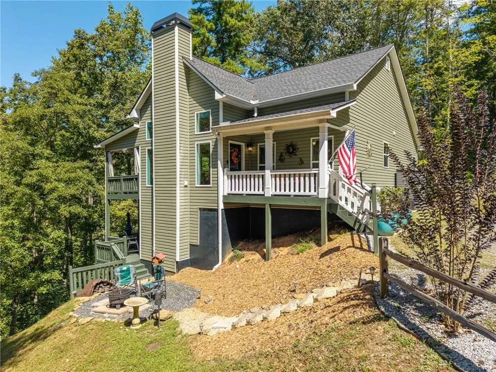 1275 Marie Drive Ellijay, GA 30175