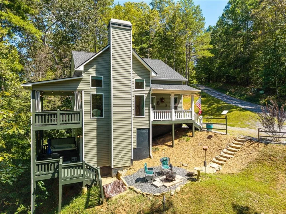 1275 Marie Drive Ellijay, GA 30175