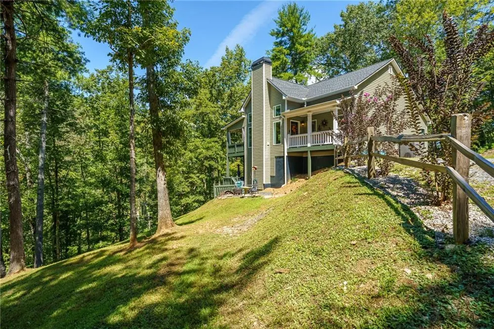 1275 Marie Drive Ellijay, GA 30175