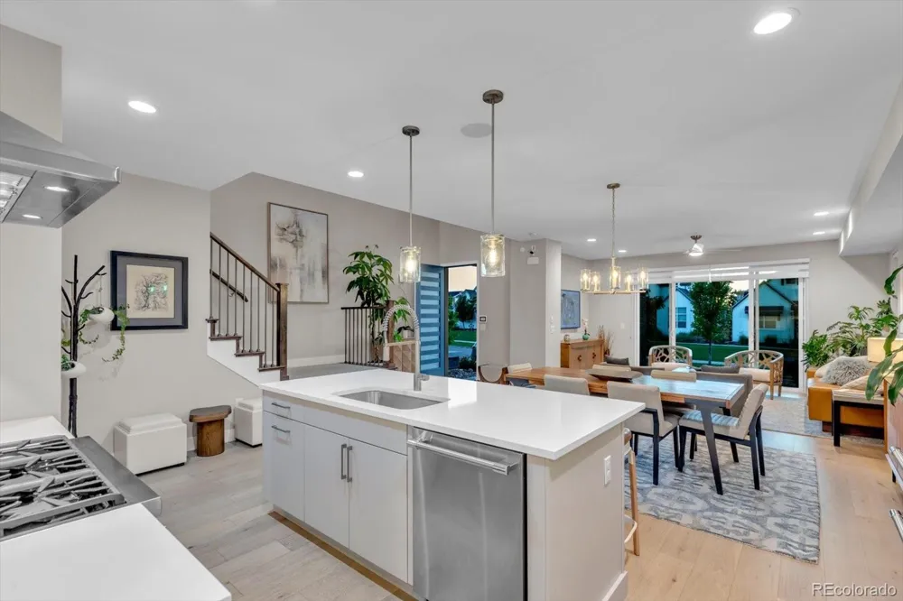 5986 Geneva Street Denver, CO 80238