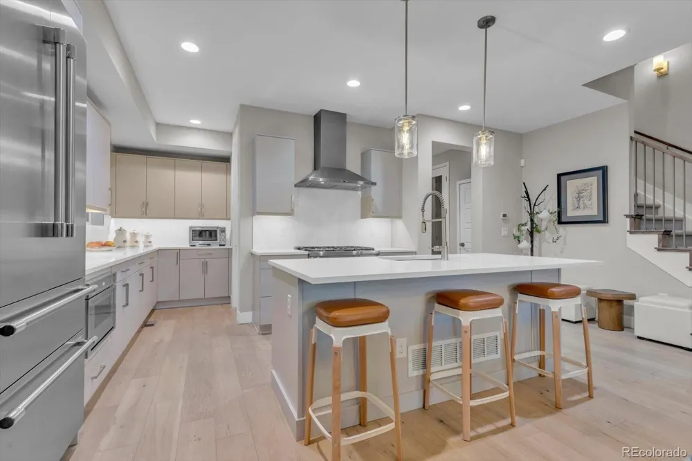 5986 Geneva Street Denver, CO 80238