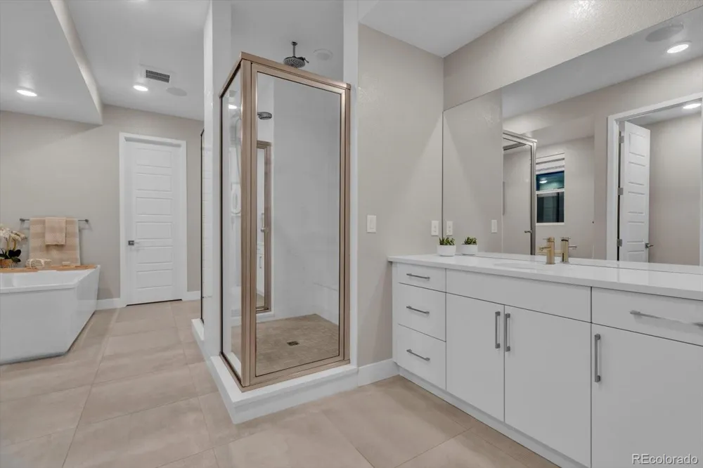 5986 Geneva Street Denver, CO 80238