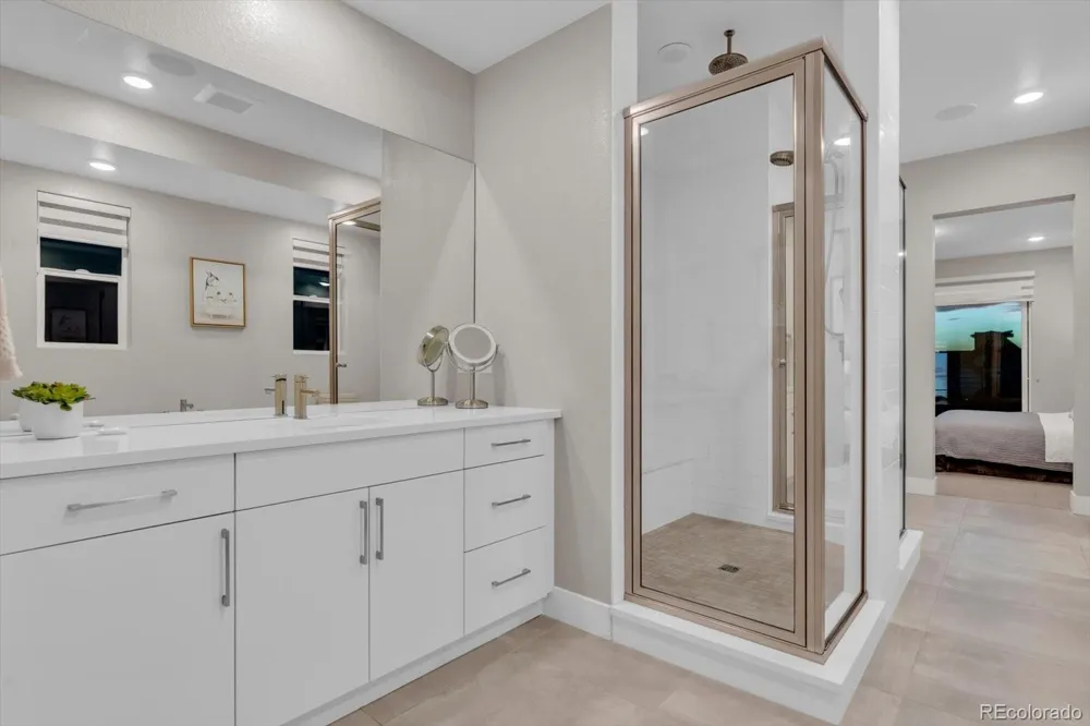 5986 Geneva Street Denver, CO 80238