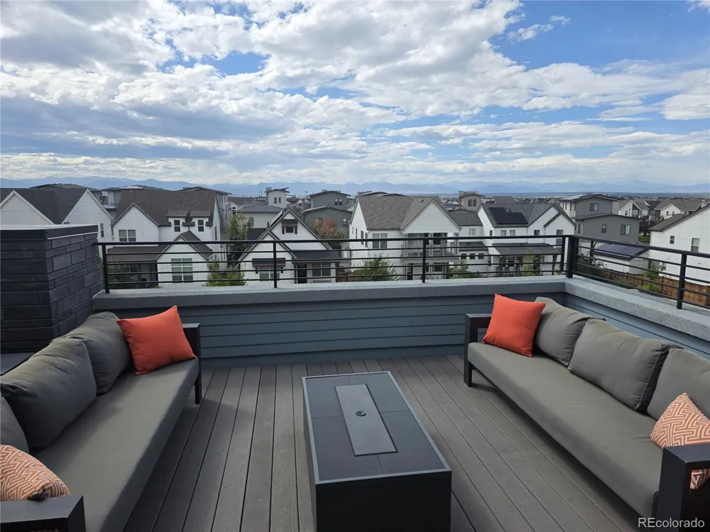 5986 Geneva Street Denver, CO 80238