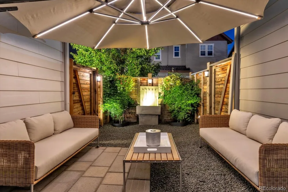 5986 Geneva Street Denver, CO 80238