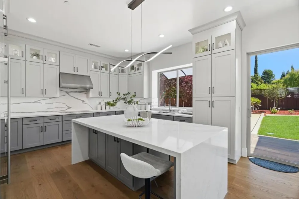 14302 Lora Drive Los Gatos, CA 95032