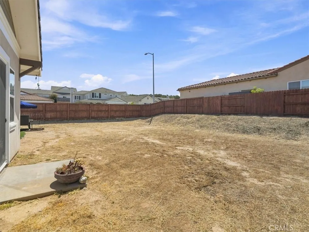 5845 Leaf Springs Santa Maria, CA 93455