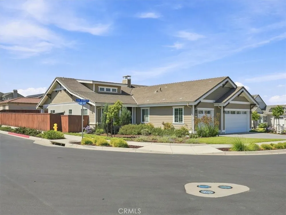 5845 Leaf Springs Santa Maria, CA 93455