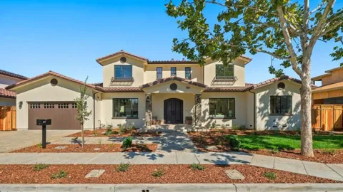 3373 Beaumont Square