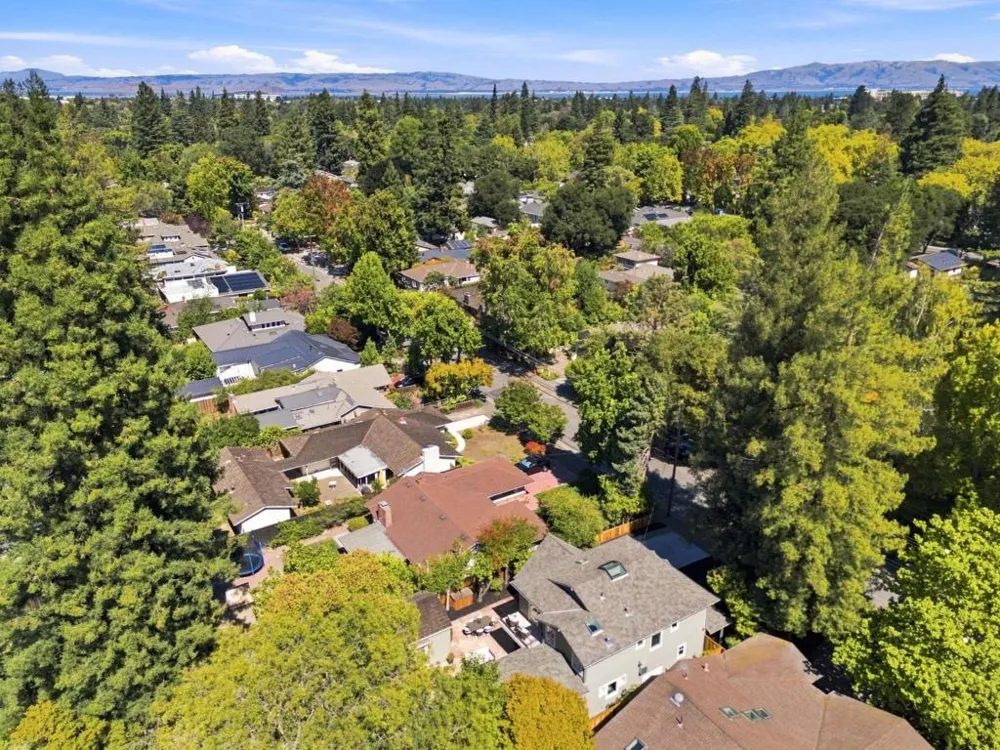 203 Santa Margarita Avenue Menlo Park, CA 94025