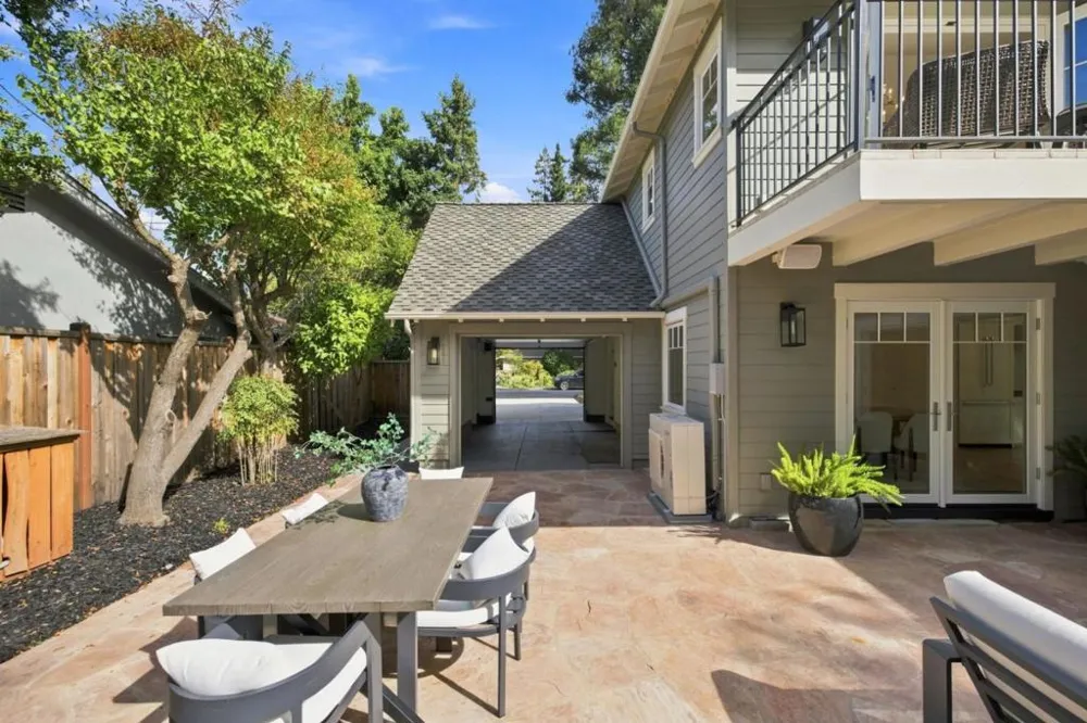 203 Santa Margarita Avenue Menlo Park, CA 94025