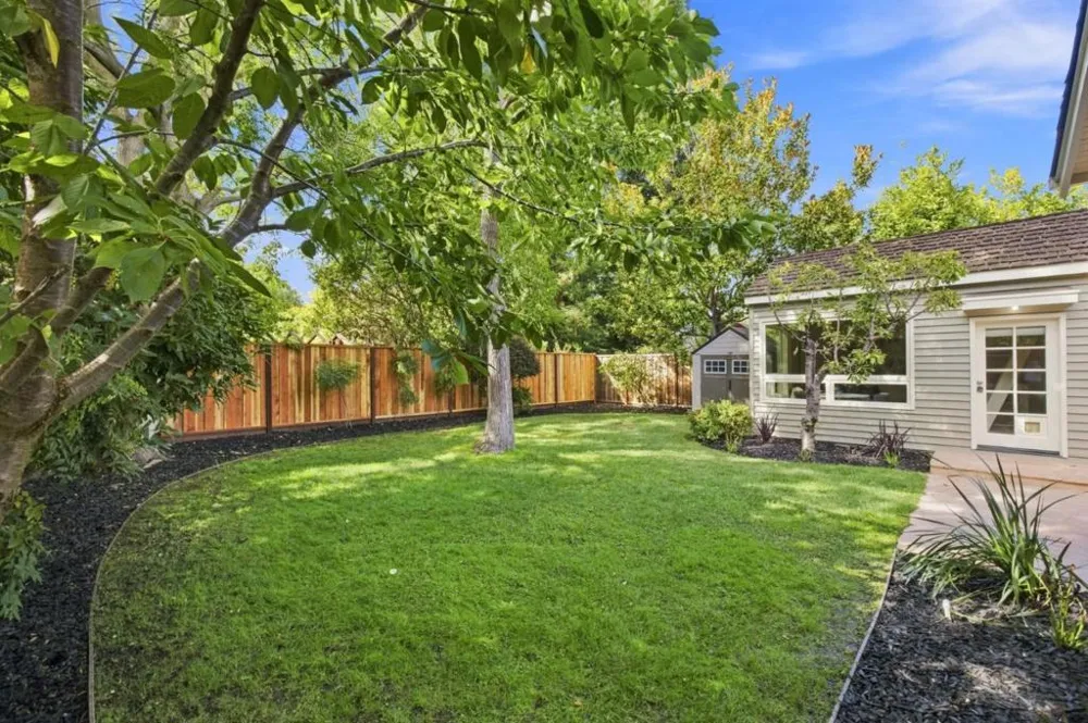 203 Santa Margarita Avenue Menlo Park, CA 94025