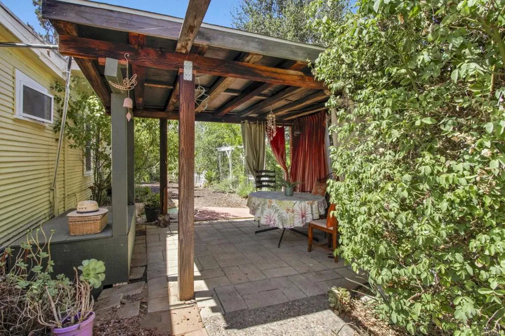 732 S Juniper Street Escondido, CA 92025