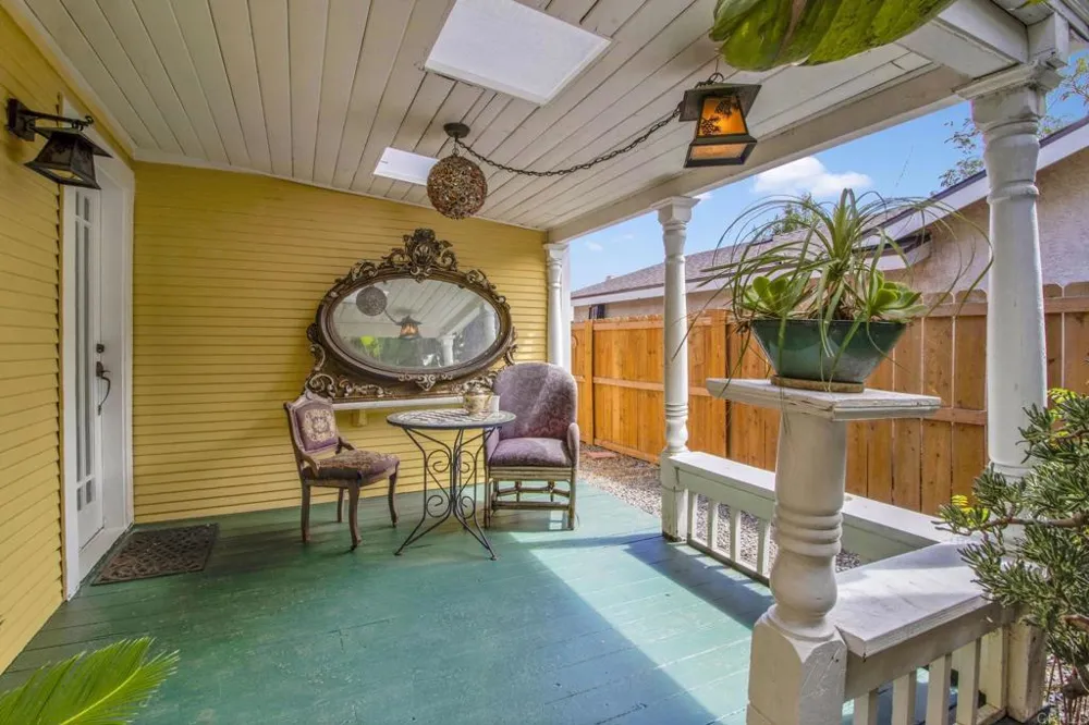 732 S Juniper Street Escondido, CA 92025