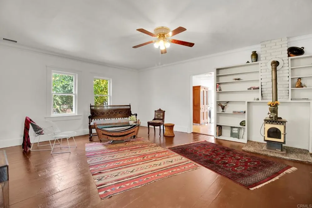 732 S Juniper Street Escondido, CA 92025