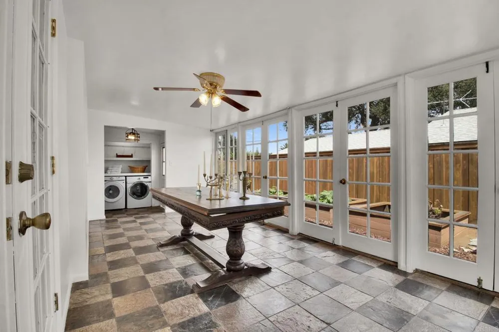 732 S Juniper Street Escondido, CA 92025